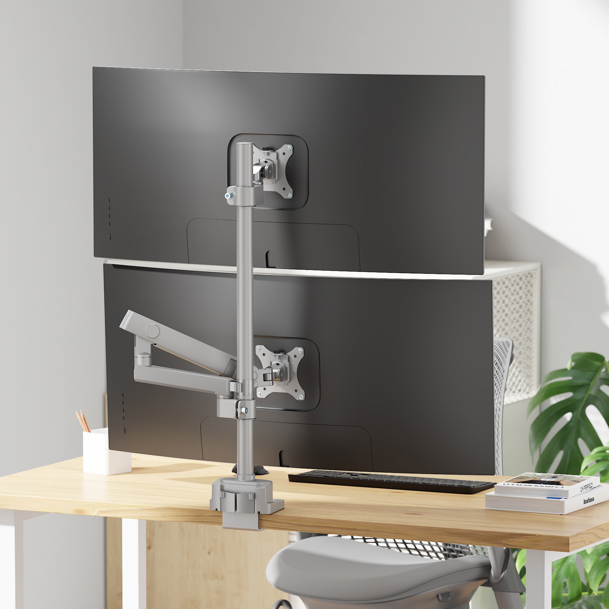 (Bundle) Customize An Affordable Multi-Monitor Workstation