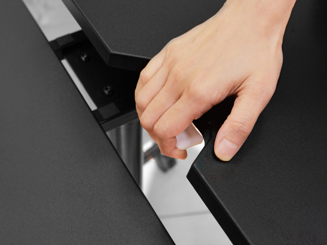 Tilting Squeeze Lever 